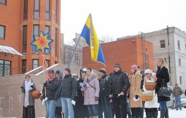 Днепропетровцев научат петь колядки