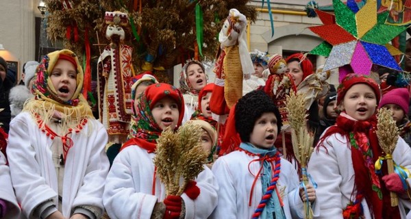 Рождество во Львове: Праздник пампуха, трехметровый Дидух и Звезда Мира