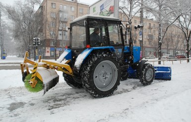 В Запорожье пришел долгожданный снегопад