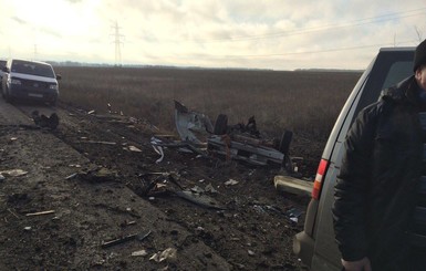 Перед блокпостом у Марьинки подорвался микроавтобус