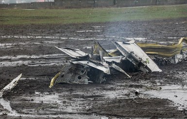 В ростовском аэропорту закончили  расчистку взлетно-посадочной полосы от обломков Боинга