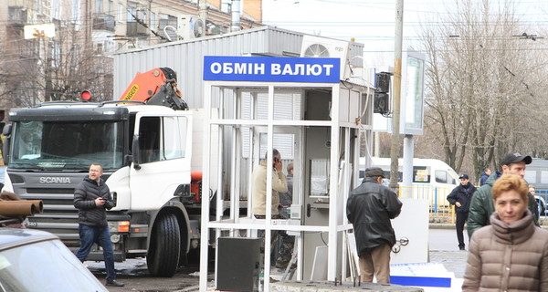 В Днепропетровске на одной улице снесли 70 МАФов