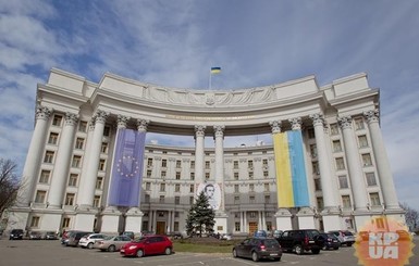 Украина выразила протест Германии из-за визита немецких политиков в Крым