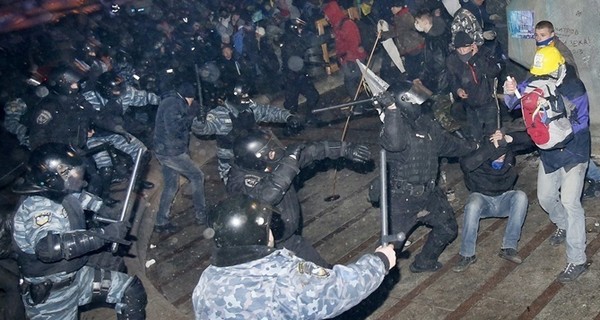 Суд отклонил самоотвод присяжных по делу экс-беркутовцев 