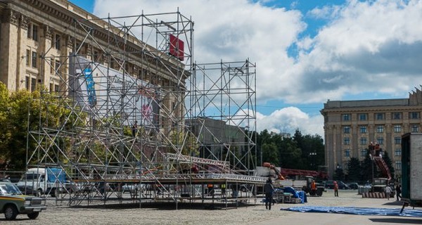 В пятницу в Харькове откроют самую большую в Украине фан-зону