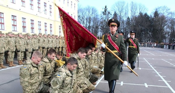 Порошенко: в Украине уже могла объявляться восьмая мобилизация