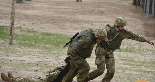 Штаб АТО: ситуация усложнилась, стрельба не прекращается