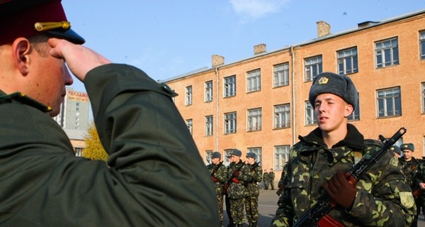 В случае агрессии Генштаб вооружит всех военнообязанных