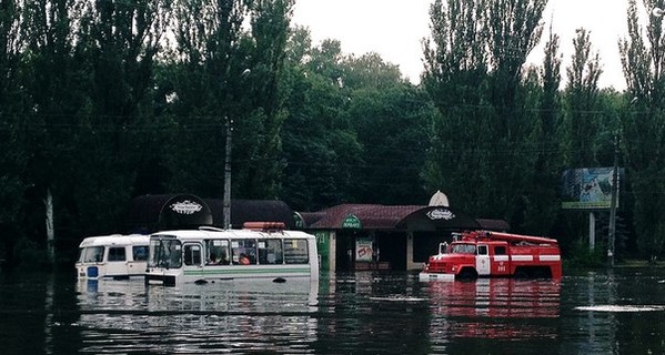 Черкассы ушли под воду