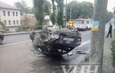 В Ровно полицейский спровоцировал ДТП