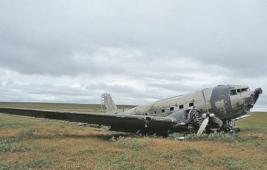 На обшивке рухнувшего 70 лет назад самолета нашли записку экипажа