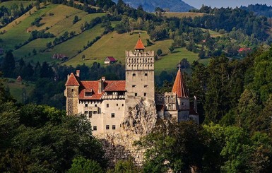 Впервые за 70 лет туристы смогут поспать в гробу Дракулы