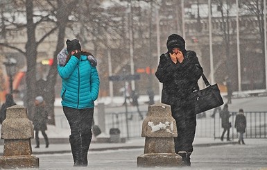 Погода выходных: тех, кого не засыплет снегом, зальют дожди