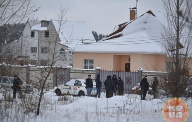 Перестрелка в Княжичах: четверых полицейских убили прямо в машине