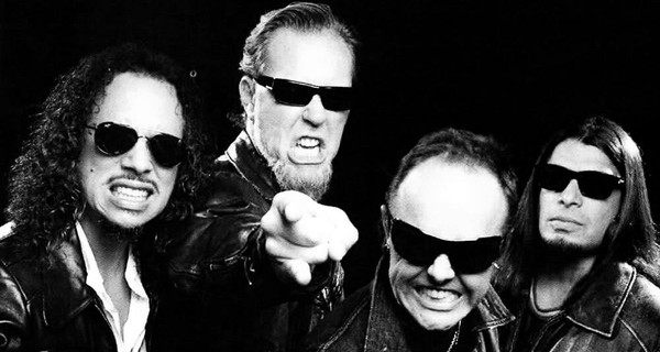 Metallica спела свой хит с продавцом в супермаркете