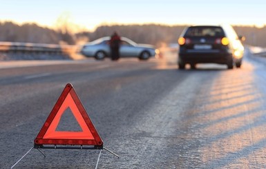 В Перу автобус с полицейскими упал с обрыва