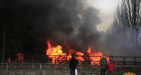 Полиция не считает пожар возле метро 