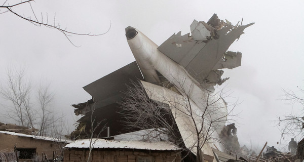 Фото дачного поселка в Киргизии, на который рухнул самолет