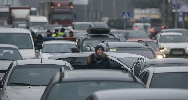 Активисты разблокировали въезд в Киев