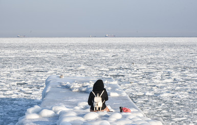 Черное море сковало льдами