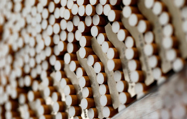 Табачные компании хотят отучить украинцев курить