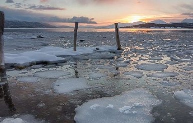 На Херсонщине родственники, спасая друг друга, потерялись во льдах