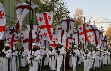 Церковный скандал в Грузии: зачем священнику подсыпать яд секретарю патриарха