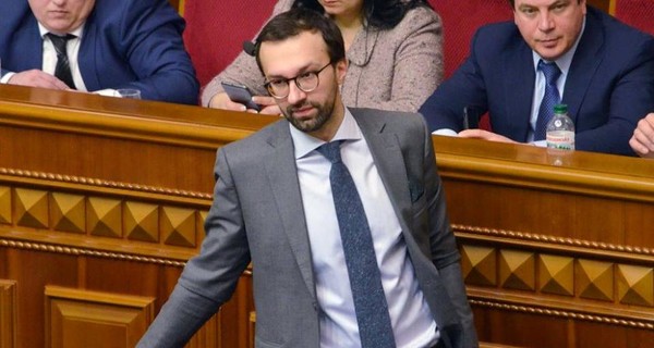 Лещенко заявил, что его машину взломали