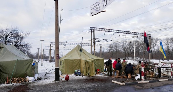 В Кривом Торце напали на Штаб торговой блокады Донбасса