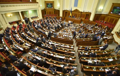 Парламентская коалиция: ее не видно, но она есть