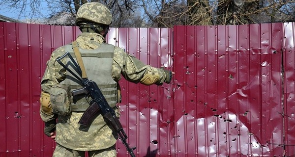 В зоне АТО снайпер 