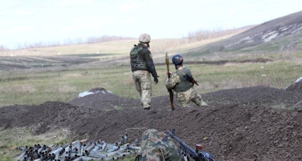 В зоне АТО военный застрелил военного 