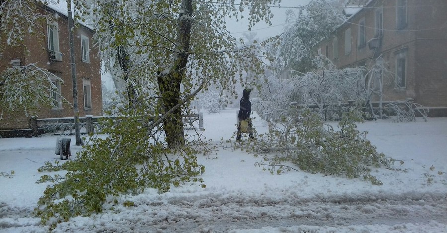 Стихия в Днепре: возможны подтопления, перебои со светом и водой