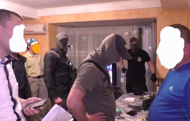 Полицейские Обухова за вознаграждение в 17 миллионов долларов пытались похитить россиянина