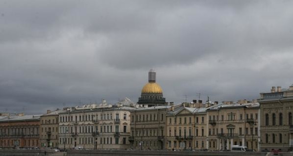 В Питере женщина погибла от переохлаждения на остановке