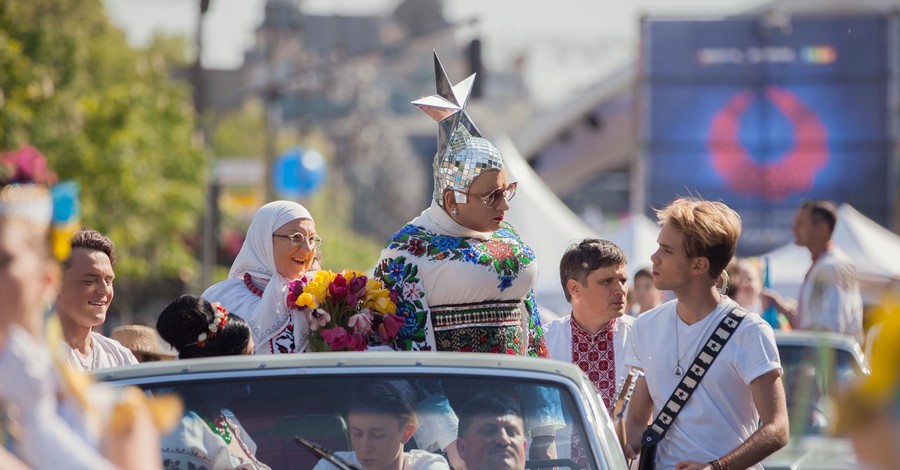 Андрей Данилко: Мечтаю отдохнуть от Верки Сердючки и сбежать с Инкой на море