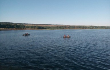 В Одесской области перевернулась лодка, утонули три девушки