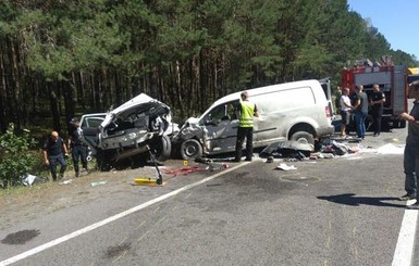 В Ровенской области в лобовом ДТП погибли пять человек