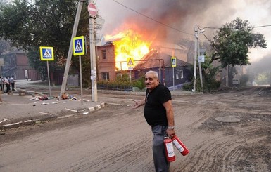 В Ростове горят дома в частном секторе, очевидцы сообщили о мощном взрыве 