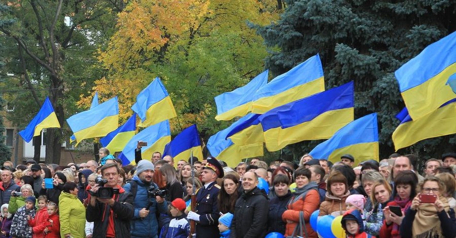 Днепр в День защитника Отечества: парад состоялся, а факелов не будет