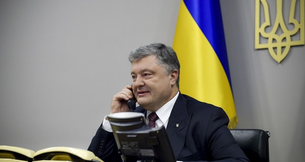 Порошенко поговорил по телефону с Чийгозом и Умеровым: 