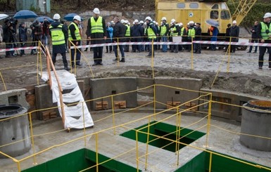 Виталий Кличко принял участие в запуске новой ветки столичного коллектора