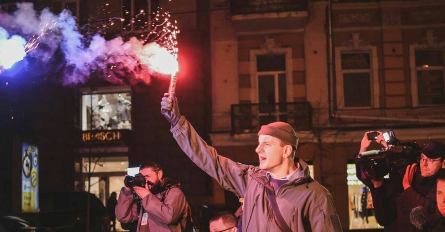 Лидер националистов из С14 опроверг, что он агент СБУ, но признал сотрудничество