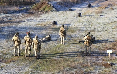 В зоне АТО диверсанты напали на воинскую часть, ранен часовой