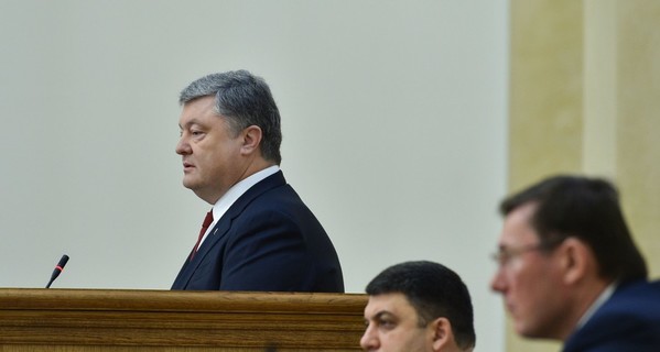 Порошенко впервые прокомментировал конфликт НАБУ и ГПУ