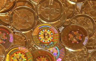 Курс биткоина превысил 18 тысяч долларов