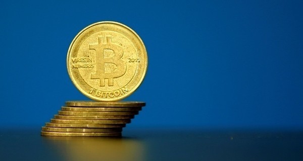 Курс Bitcoin упал ниже 10 тысяч долларов 