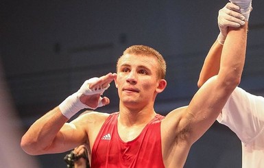 Александр Хижняк признан лучшим боксером мира 2017 года