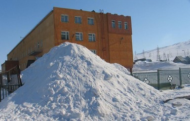 В Подмосковье воспитатели детсада забыли девочку на улице, она умерла в сугробе