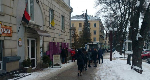 В Тернополе экс-депутата ранили ножом